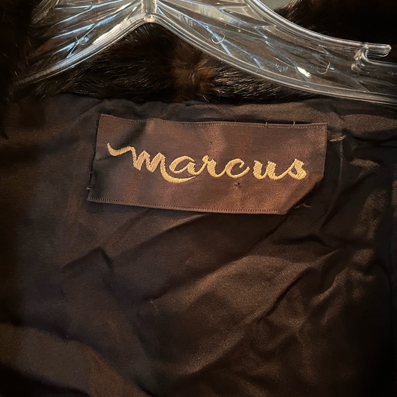 Neiman Marcus Mink coat - Picture 4 of 5